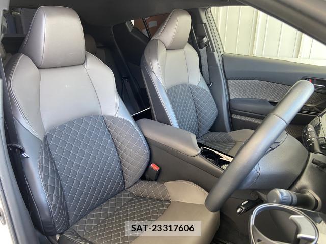 Toyota C-HR 2022-03 8651925-12