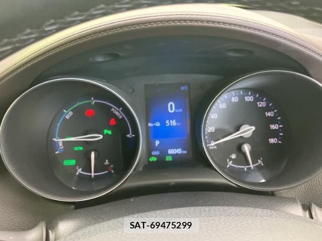 Toyota C-HR 2017-06 8652110-13