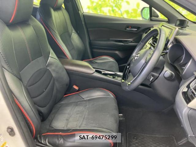 Toyota C-HR 2017-06 8652110-3