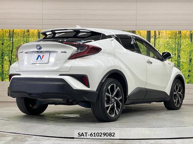 Toyota C-HR 2019-02 8652297-16