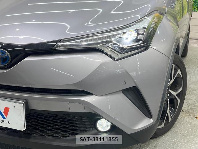 Toyota C-HR 2017-12 8652307-11