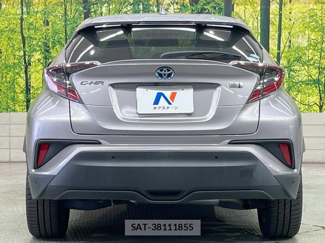 Toyota C-HR 2017-12 8652307-14
