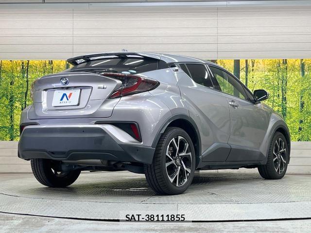 Toyota C-HR 2017-12 8652307-16