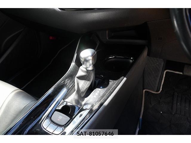 Toyota C-HR 2019-08 8652559-9