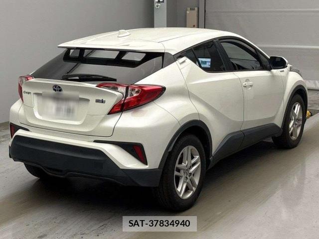 Toyota C-HR 2020-07 8652689-1