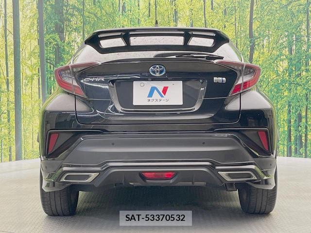 Toyota C-HR 2017-10 8652951-14