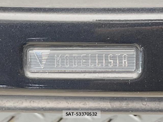Toyota C-HR 2017-10 8652951-2