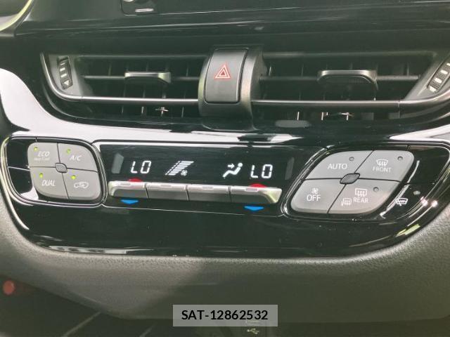 Toyota C-HR 2019-10 8653594-11