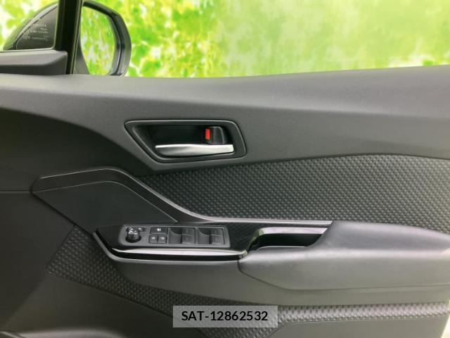 Toyota C-HR 2019-10 8653594-16