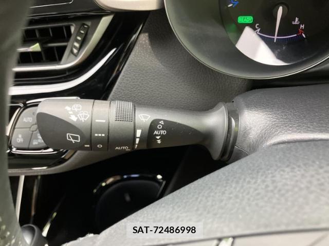 Toyota C-HR 2019-12 8653762-14