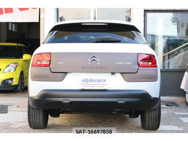 Citroen C4 2017-09 8647790-1