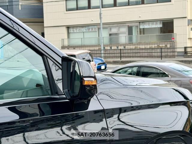 Cadillac ESCALADE 2024-12 8653038-15
