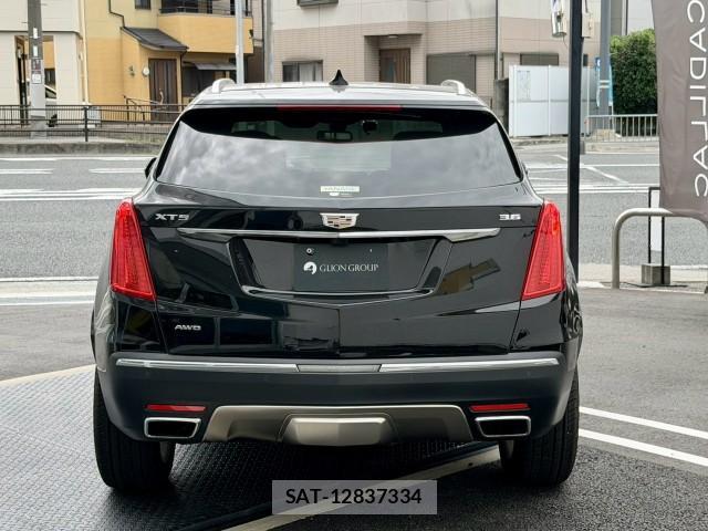Cadillac XT5 2019-09 8653040-7