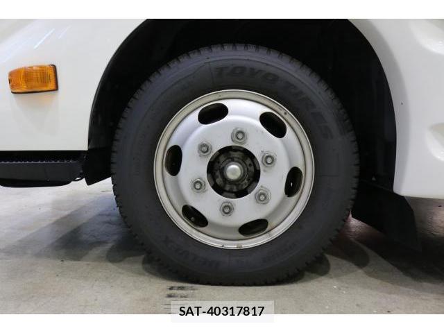 Toyota CAMROAD 2023-04 8652618-8