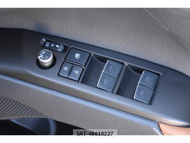 Toyota CAMRY 2023-09 8647454-18
