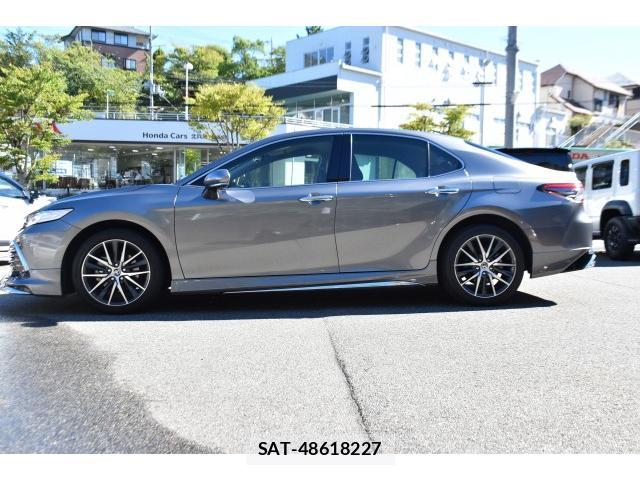Toyota CAMRY 2023-09 8647454-3