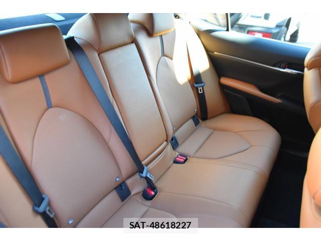 Toyota CAMRY 2023-09 8647454-5