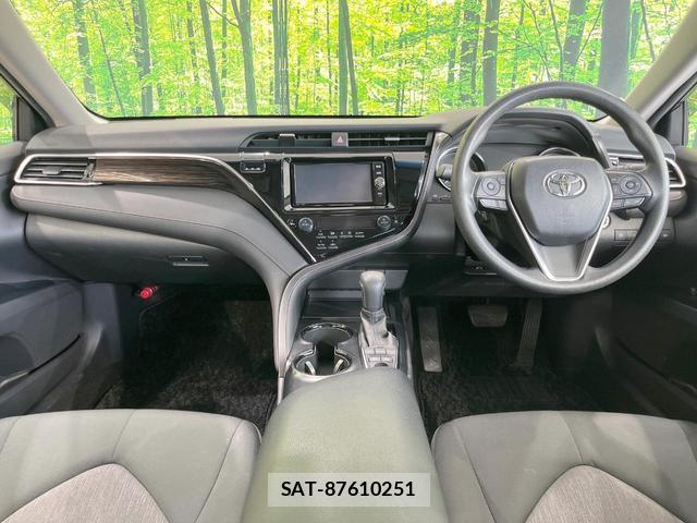 Toyota CAMRY 2017-08 8648836-1