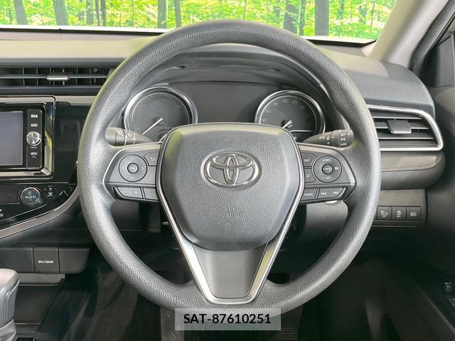 Toyota CAMRY 2017-08 8648836-10