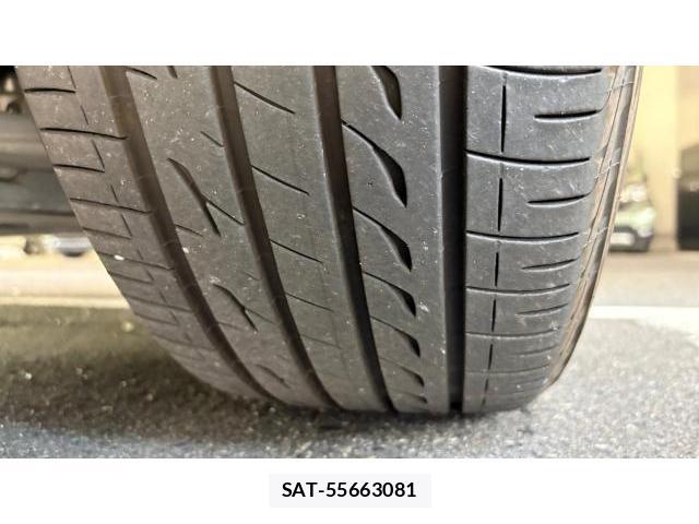 Toyota CAMRY 2019 8649710-8