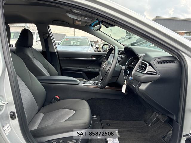 Toyota CAMRY 2018-02 8653342-5