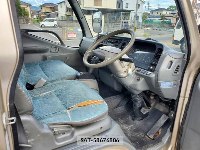 MITSUBISHI FUSO CANTER GUTS 2000-01 8648689-2