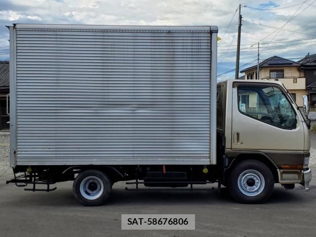MITSUBISHI FUSO CANTER GUTS 2000-01 8648689-5