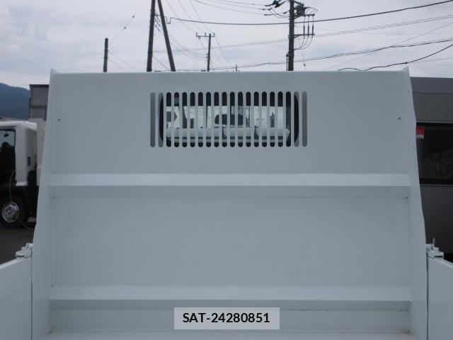 MITSUBISHI FUSO CANTER 2015-06 8646697-10