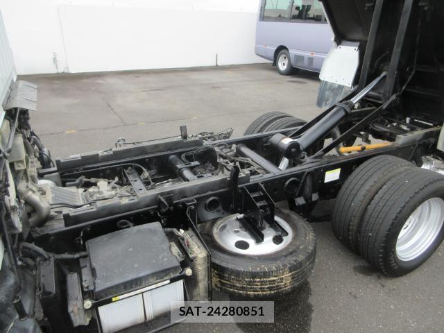 MITSUBISHI FUSO CANTER 2015-06 8646697-15