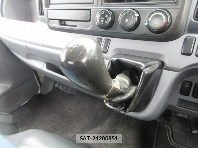 MITSUBISHI FUSO CANTER 2015-06 8646697-19
