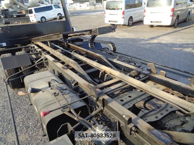 MITSUBISHI FUSO CANTER 2010-06 8647784-15