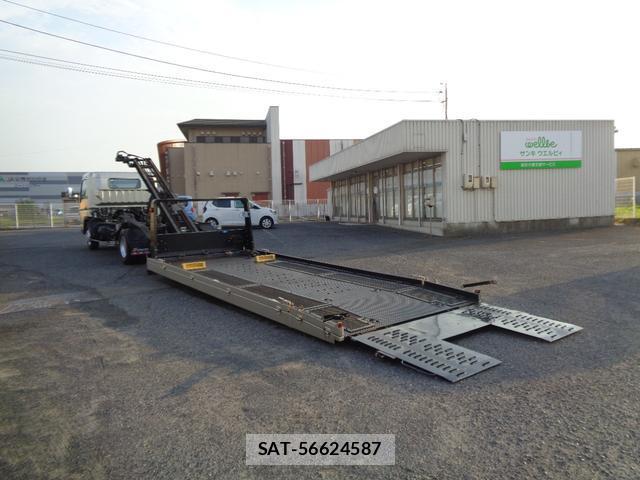 MITSUBISHI FUSO CANTER 2019-03 8647785-11