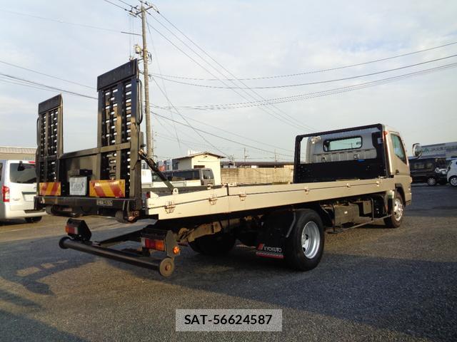 MITSUBISHI FUSO CANTER 2019-03 8647785-16
