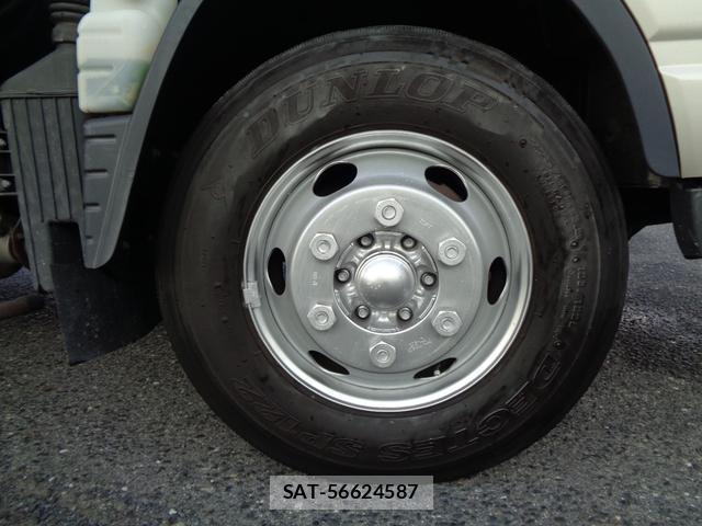 MITSUBISHI FUSO CANTER 2019-03 8647785-18