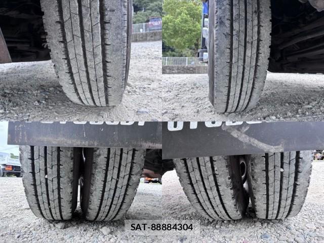 MITSUBISHI FUSO CANTER 2014-03 8647903-15