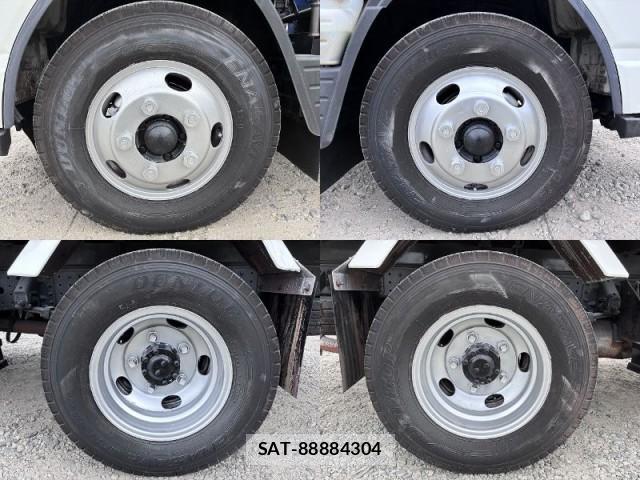 MITSUBISHI FUSO CANTER 2014-03 8647903-8