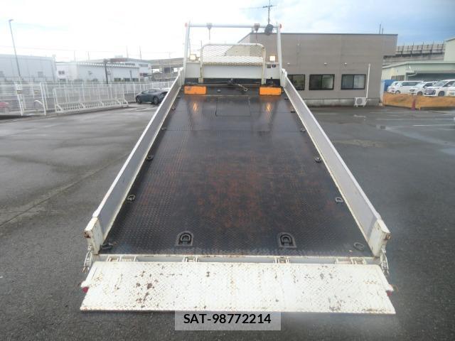 MITSUBISHI FUSO CANTER 2018-02 8648607-11