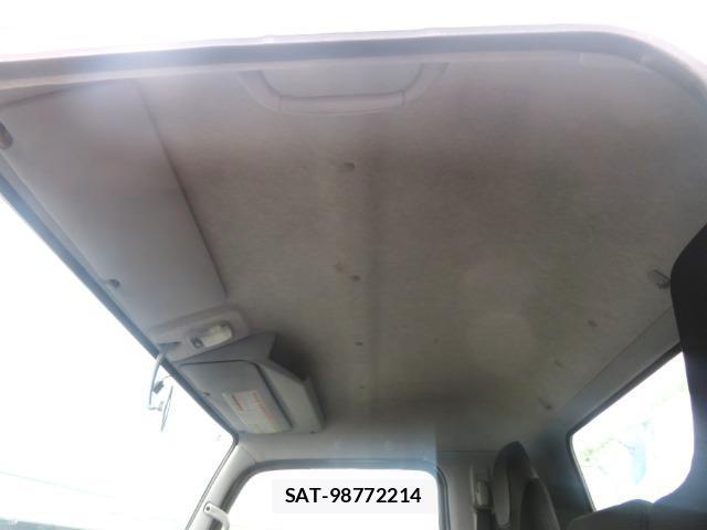 MITSUBISHI FUSO CANTER 2018-02 8648607-16
