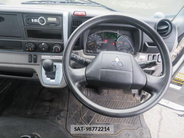 MITSUBISHI FUSO CANTER 2018-02 8648607-17