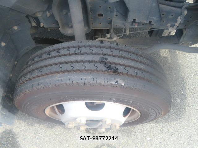 MITSUBISHI FUSO CANTER 2018-02 8648607-7