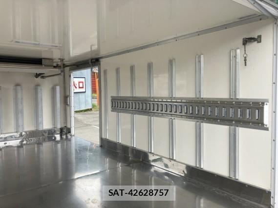 MITSUBISHI FUSO CANTER 2017 8649582-2