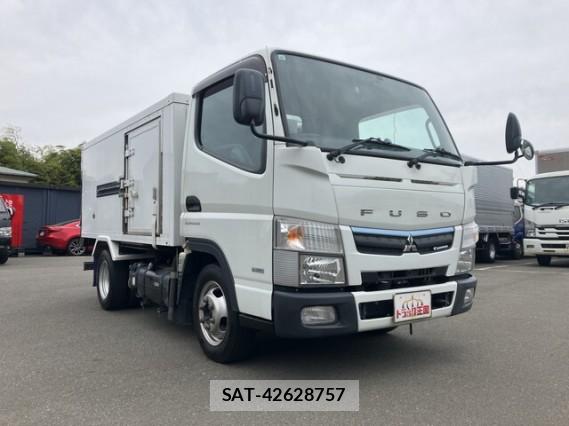 MITSUBISHI FUSO CANTER 2017 8649582-3