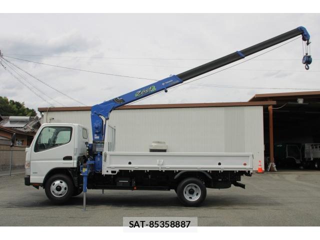 MITSUBISHI FUSO CANTER 2018-05 8649755-3