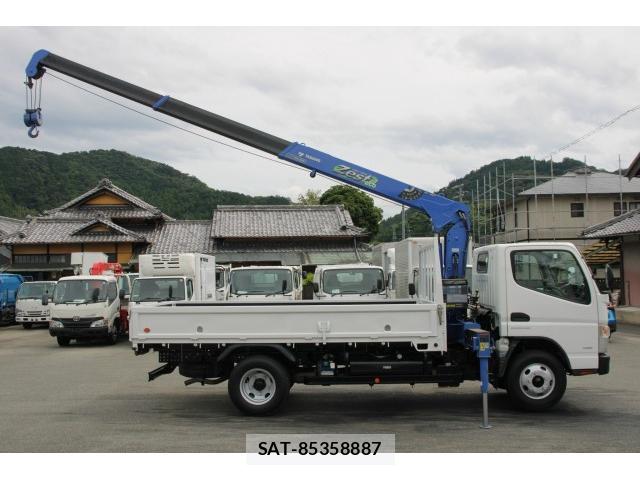 MITSUBISHI FUSO CANTER 2018-05 8649755-4