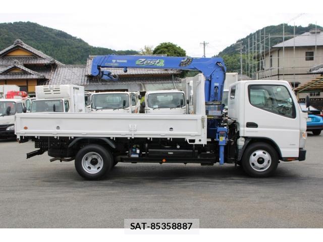 MITSUBISHI FUSO CANTER 2018-05 8649755-6