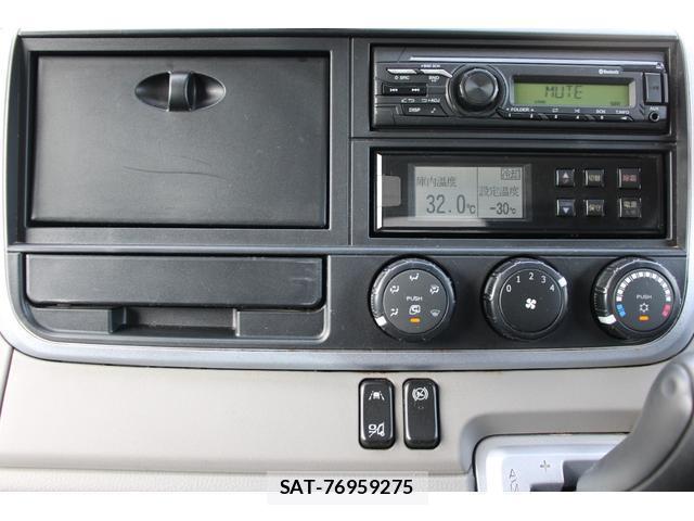 MITSUBISHI FUSO CANTER 2019-09 8649758-11