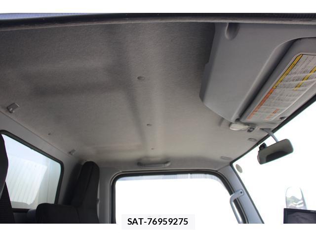 MITSUBISHI FUSO CANTER 2019-09 8649758-13