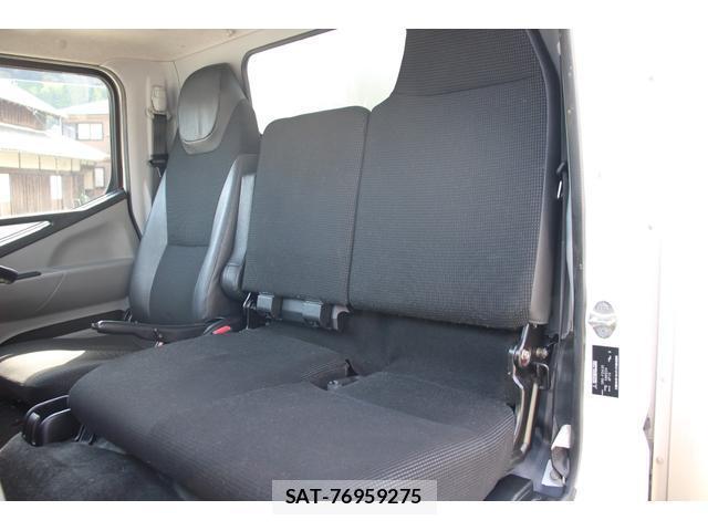 MITSUBISHI FUSO CANTER 2019-09 8649758-17