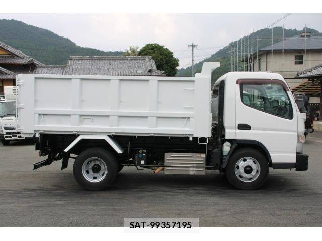 MITSUBISHI FUSO CANTER 2018-10 8649760-4