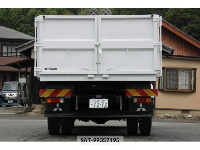 MITSUBISHI FUSO CANTER 2018-10 8649760-7